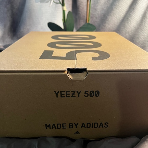 Size 7 gently worn, Slate gray YEEZY 500 High Sneakers - Picture 4 of 15